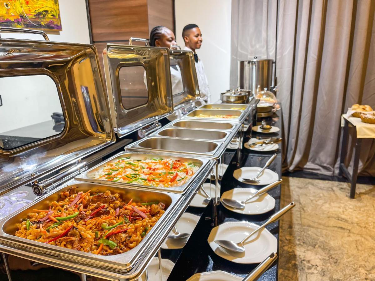 Hotel Omedel Luxury Enugu Esterno foto
