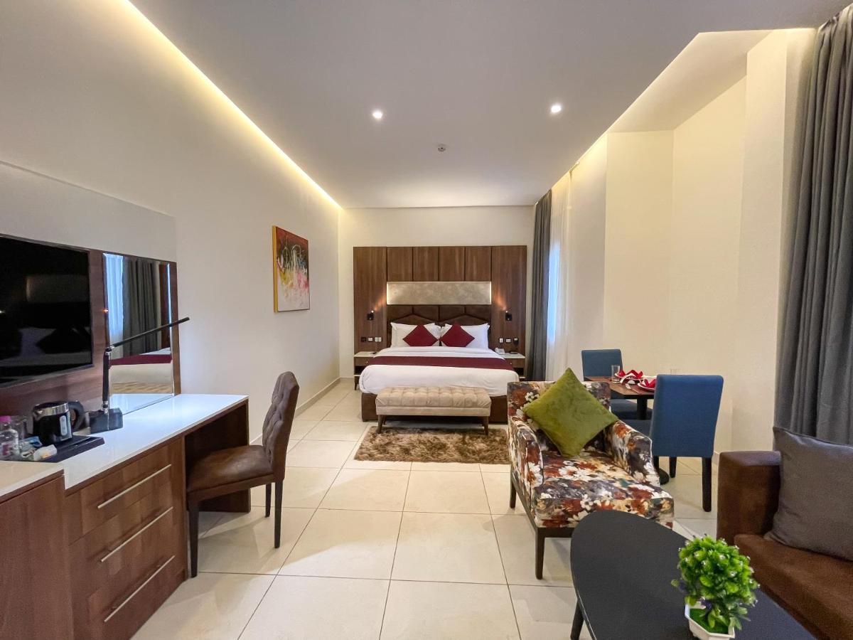 Hotel Omedel Luxury Enugu Esterno foto