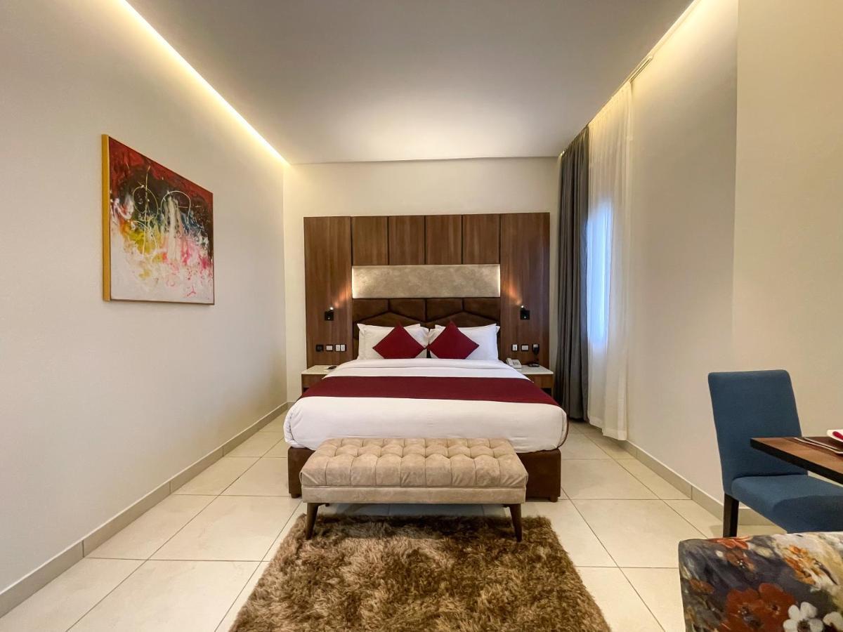 Hotel Omedel Luxury Enugu Esterno foto