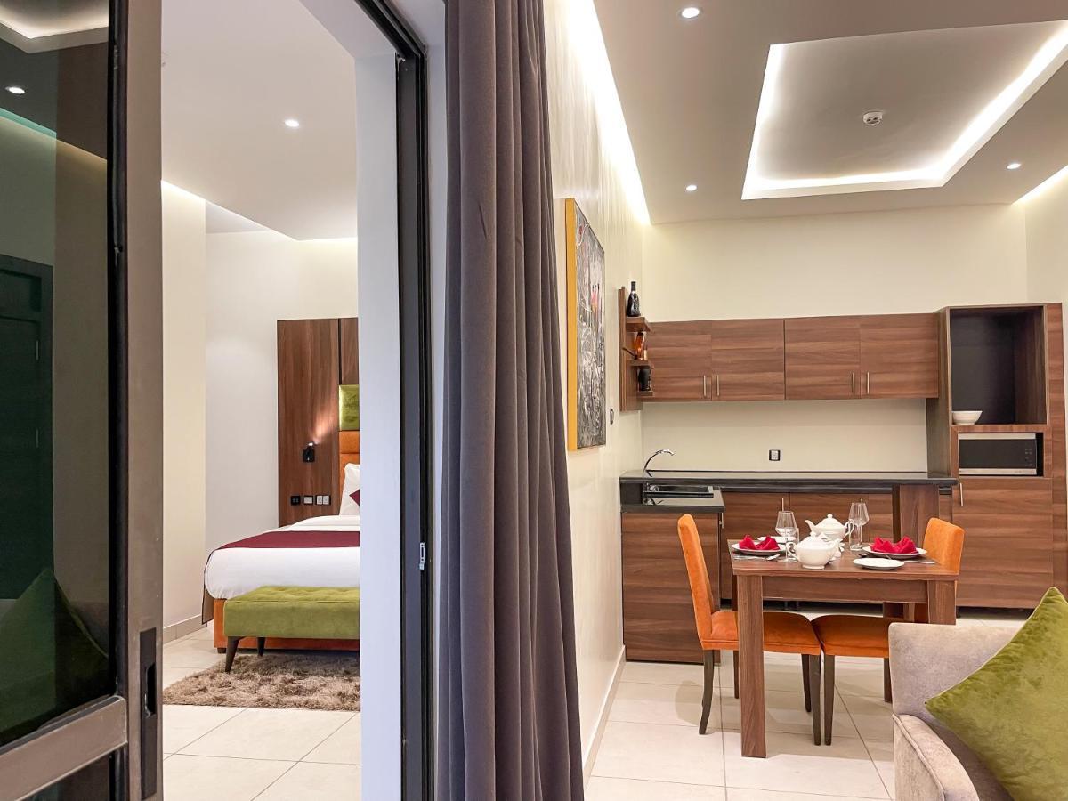 Hotel Omedel Luxury Enugu Esterno foto
